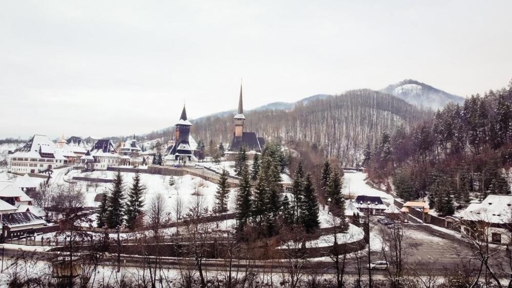 Pensiunea Hai In Maramures Bîrsana 外观 照片